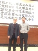 國(guó)家投資項(xiàng)目評(píng)審中心副主任黃陽發(fā)與潘總合影